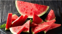 هندوانه میوه تابستانی محبوب و کم کالری
