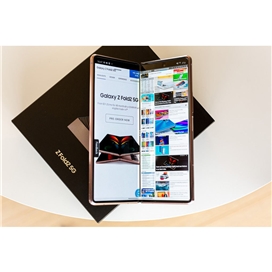گوشی موبایل سامسونگ Galaxy Z Fold2 تک سیم‌کارت ظرفیت 256 گیگابایت و رم 12 گیگابایت